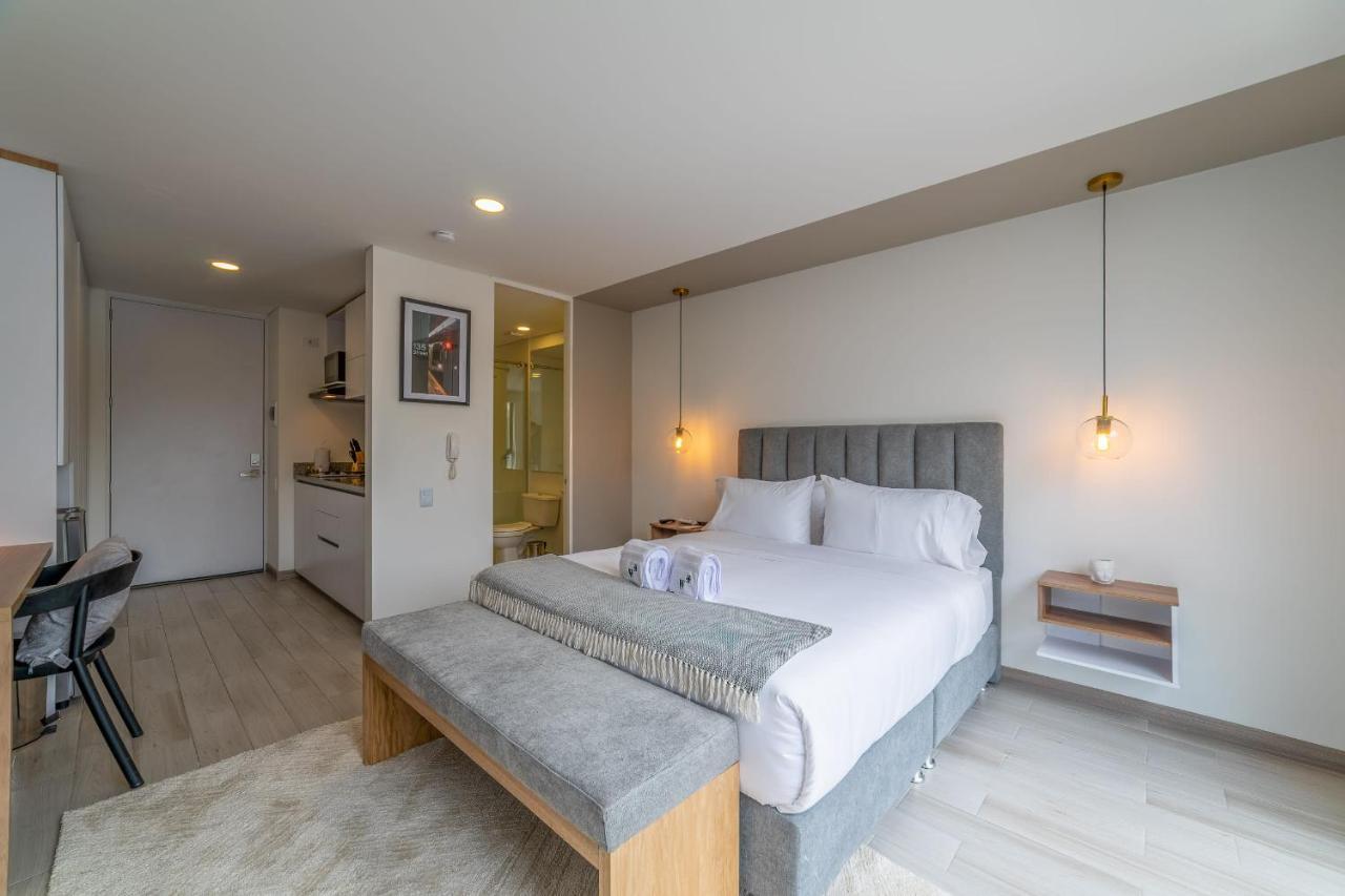 Modern Loft In Centro Internacional Lägenhet Bogotá Exteriör bild